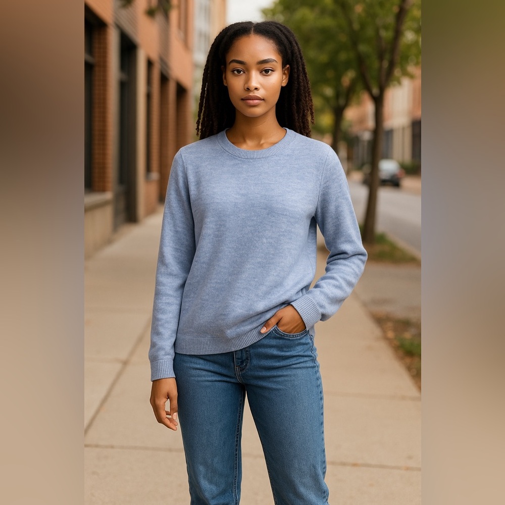 Banana Republic Light Blue Crewneck Women’s Sweater